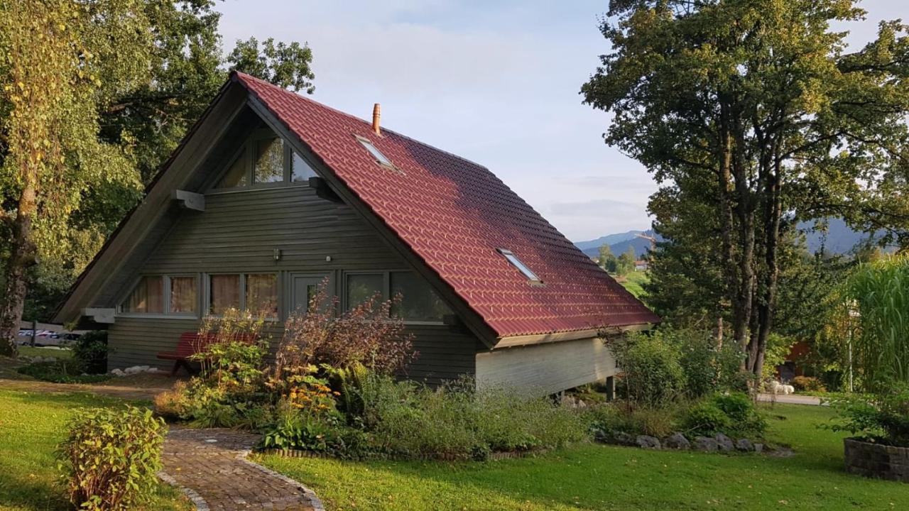 Ferienhaus Chiemgauer Auszeit- Chiemgaukarte Inclusive Siegsdorf Exterior photo